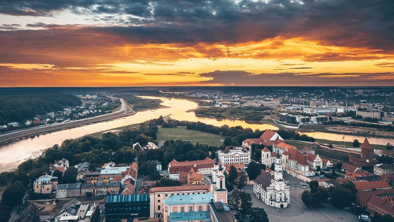 Loft 27 Lägenhet Kaunas Exteriör bild